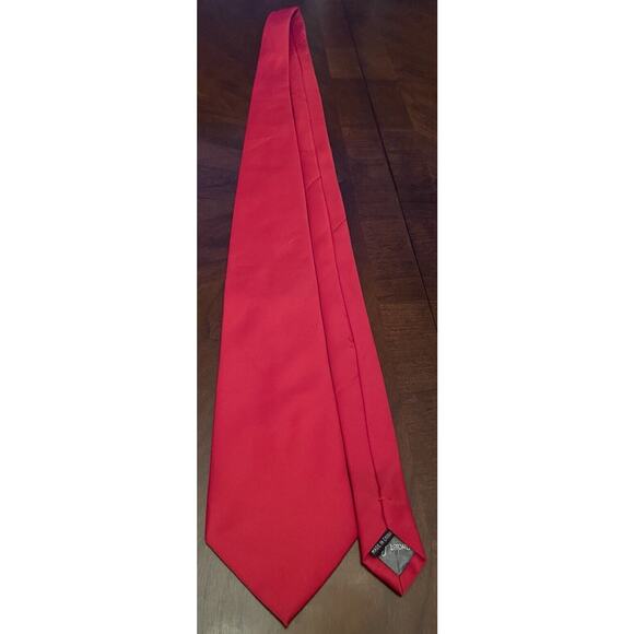 Alexander Logan Red 100% Polyester Men’s Neck Tie Made In China ￼ - Picture 3 of 10